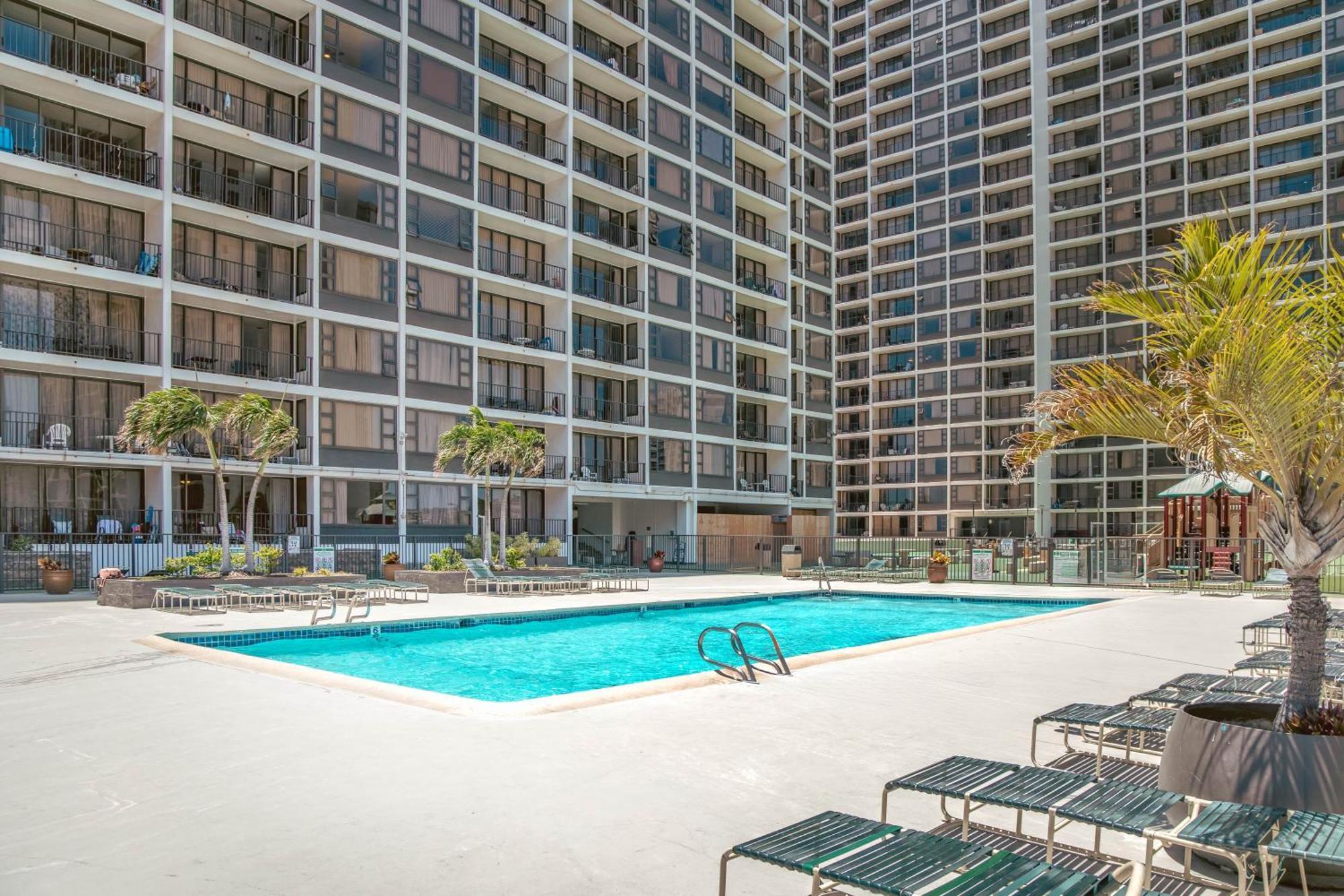 Cozy Waikiki Getaway, Stroll To Beach With Free Parking Honolulu Eksteriør bilde